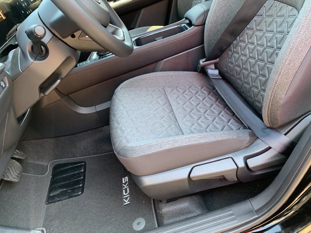 New 2027 Nissan Kicks SV w/ SV Premium Package FWD image 19