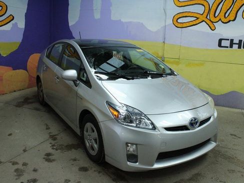 Used 2011 Toyota Prius Four w/ Solar Roof Pkg image 2