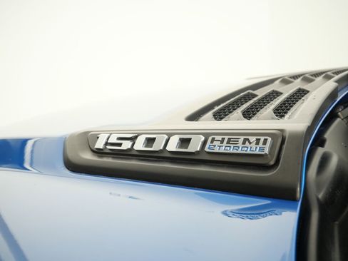 Used 2021 RAM 1500 Laramie w/ Sport Appearance Package image 8