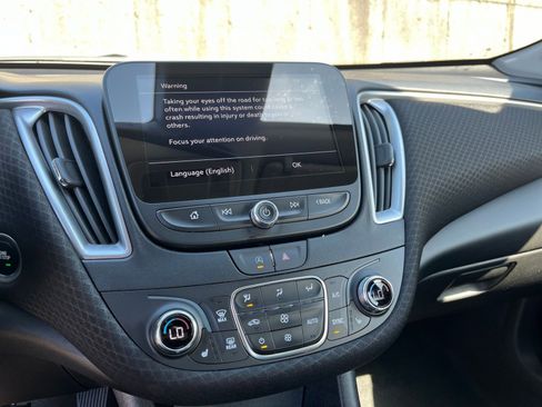 Used 2024 Chevrolet Malibu LT image 20