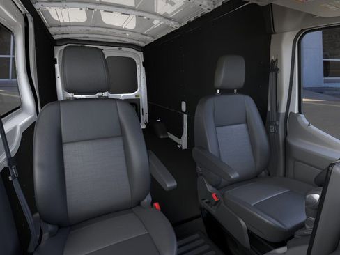 New 2026 Ford Transit 250 148 Medium Roof w/ Load Area Protection Package RWD image 10