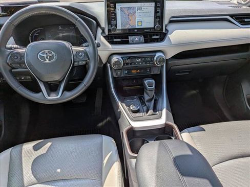 Used 2021 Toyota RAV4 Limited AWD/4WD image 19