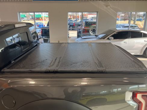 Certified 2019 Ford F150 Raptor w/ Equipment Group 801A Mid image 33