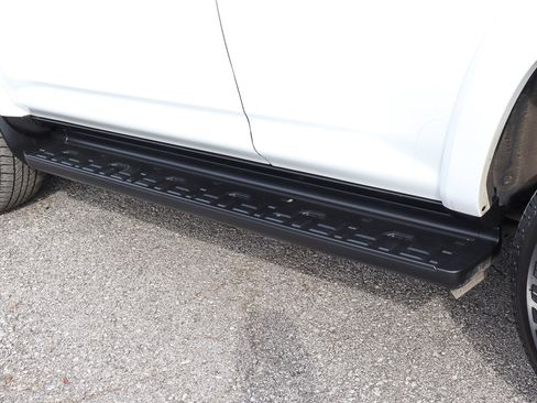 Used 2024 Toyota 4Runner TRD Off-Road image 14