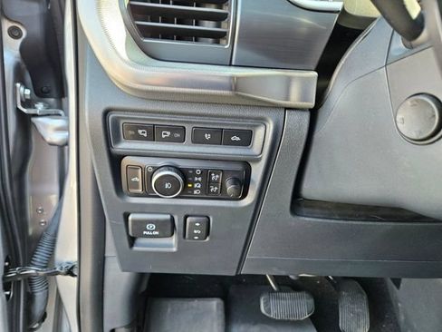 Used 2023 Ford F150 Raptor AWD/4WD image 34