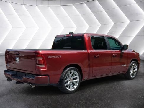 Used 2023 RAM 1500 Laramie AWD/4WD image 3