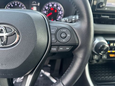 Certified 2022 Toyota RAV4 XLE image 20