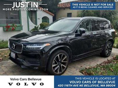 Used 2022 Volvo XC90 T6 Momentum w/ Advanced Package