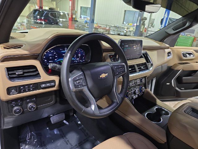 Used 2023 Chevrolet Tahoe Premier w/ Premium Package 2 AWD/4WD image 18
