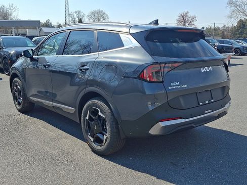 New 2026 Kia Sportage EX AWD/4WD image 4