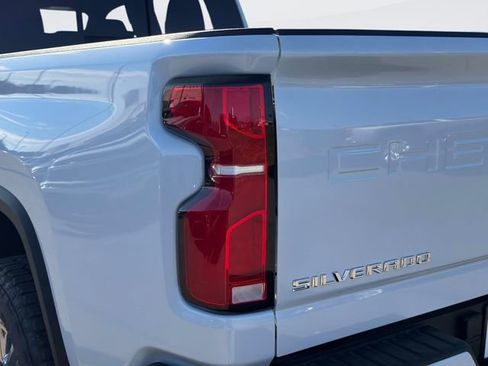 New 2026 Chevrolet Silverado 2500 High Country w/ High Country Premium Package AWD/4WD image 12