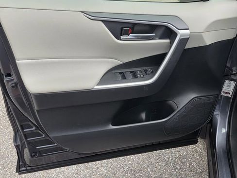 Certified 2023 Toyota RAV4 XLE Premium image 30