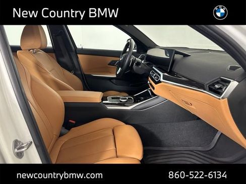 Used 2024 BMW 330i xDrive Sedan w/ Premium Package AWD/4WD image 29