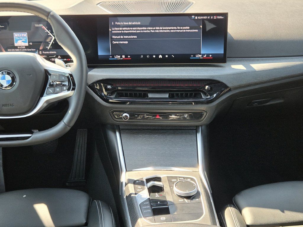 Used 2025 BMW 330i Sedan RWD image 16