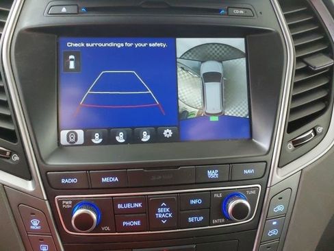 Used 2017 Hyundai Santa Fe Limited w/ Cargo Package AWD/4WD image 18