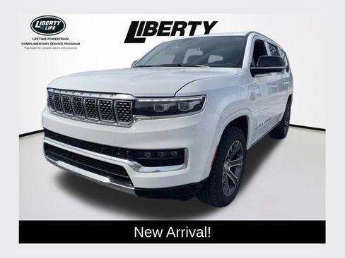 Used 2023 Jeep Grand Wagoneer 4WD w/ Convenience Group III image 1