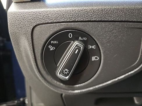 Used 2023 Volkswagen Atlas SEL Premium AWD/4WD image 16