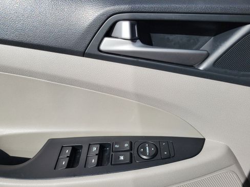 Used 2018 Hyundai Tucson Value w/ Cargo Package image 15