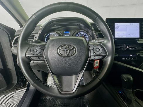 Used 2023 Toyota Camry SE FWD image 15