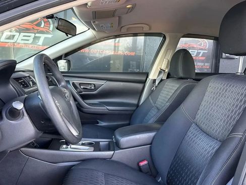 Used 2017 Nissan Altima 2.5 S w/ Power Driver Seat Package FWD image 7