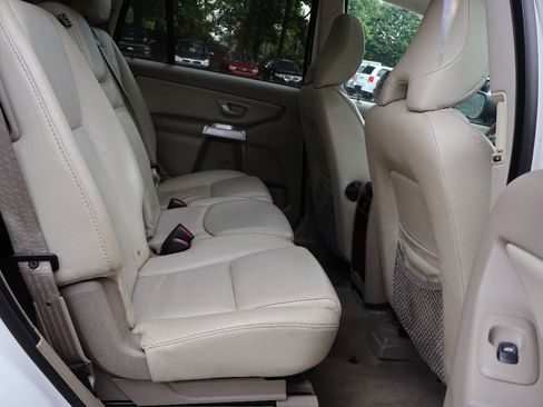 Used 2005 Volvo XC90 2.5T FWD image 22