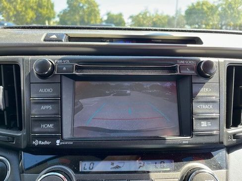 Used 2015 Toyota RAV4 Limited image 7