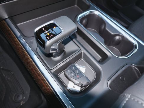 New 2026 GMC Sierra 1500 Elevation w/ Preferred Package image 18