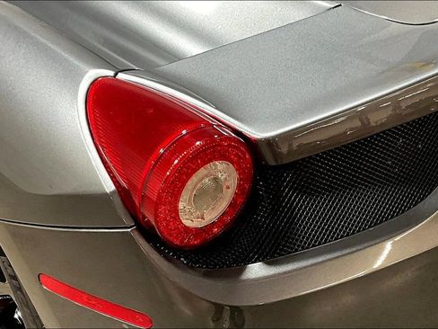 Used 2015 Ferrari 458 Italia Coupe RWD image 20
