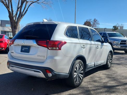 Used 2019 Mitsubishi Outlander SE image 6