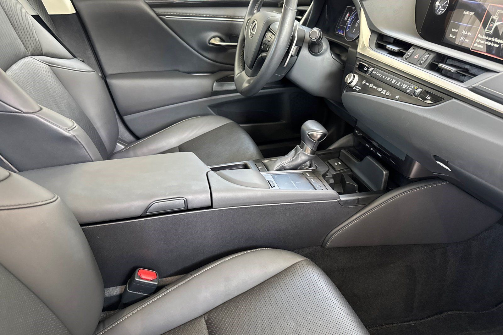 Certified 2021 Lexus ES 350 FWD image 19
