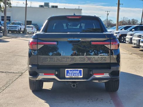 Certified 2024 Hyundai Santa Cruz Limited image 6