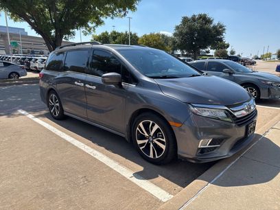 Used 2018 Honda Odyssey Elite