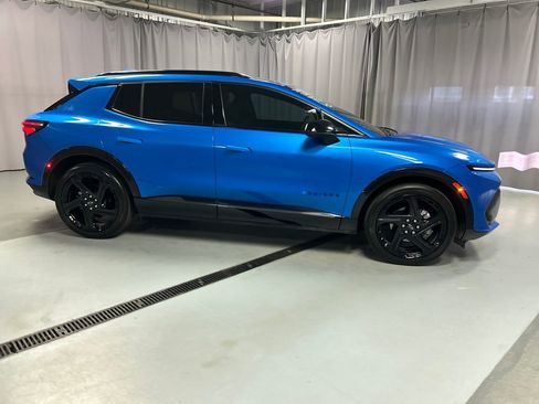 Used 2025 Chevrolet Equinox EV RS image 8