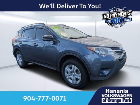 Used 2014 Toyota RAV4 LE FWD image 1