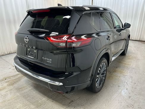 Certified 2024 Nissan Rogue Platinum image 11