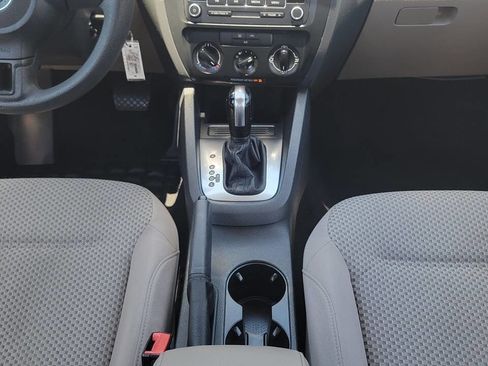 Used 2014 Volkswagen Jetta S FWD image 29