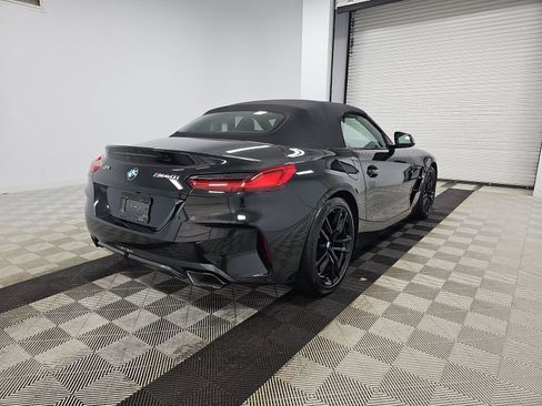 Used 2025 BMW Z4 M40i w/ Premium Package image 4