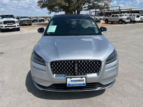 Used 2020 Lincoln Corsair Reserve w/ Appearance Package FWD image 9
