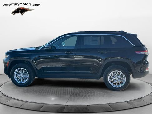 New 2025 Jeep Grand Cherokee Laredo X image 6
