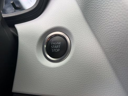 Used 2026 Toyota Corolla SE FWD image 25