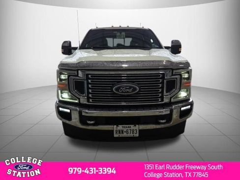 Used 2022 Ford F350 Lariat w/ Lariat Ultimate Package AWD/4WD image 2