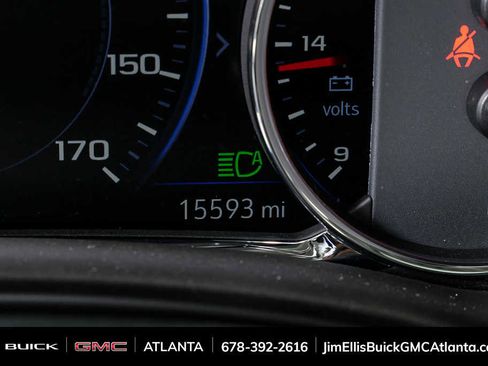 Used 2024 GMC Terrain Denali w/ Denali Premium Package AWD/4WD image 12