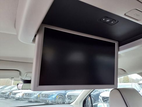 New 2026 Honda Odyssey Touring image 24