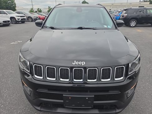 Used 2019 Jeep Compass Latitude w/ Cold Weather Group AWD/4WD image 20