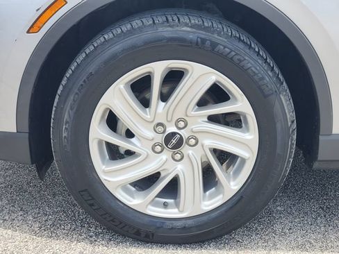 Used 2021 Lincoln Corsair FWD image 8