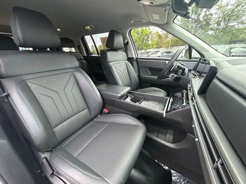 Used 2025 Hyundai Santa Fe SEL FWD image 27