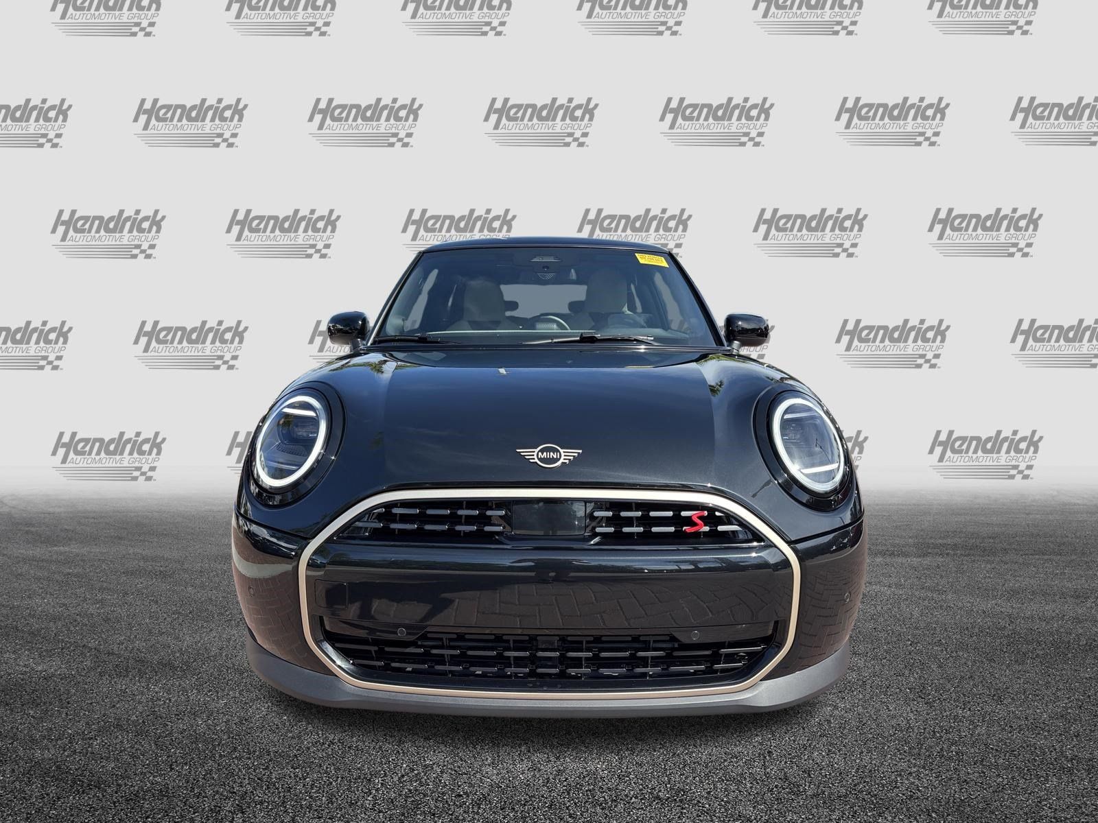 Used 2025 MINI Cooper S FWD image 3