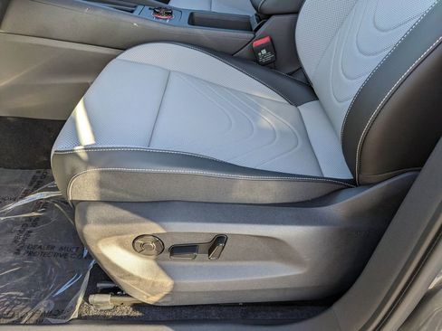 New 2026 Volkswagen Tiguan SE R-Line image 20