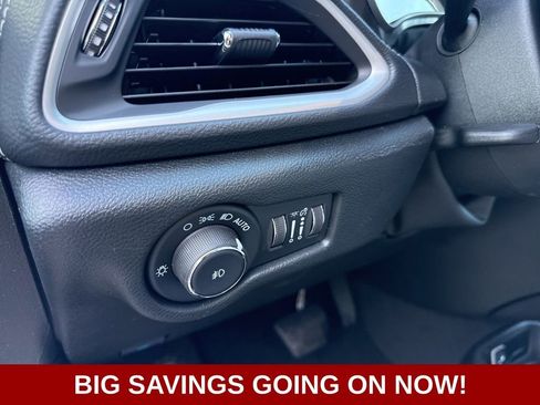 New 2026 Chrysler Pacifica Select w/ S Appearance Package image 17