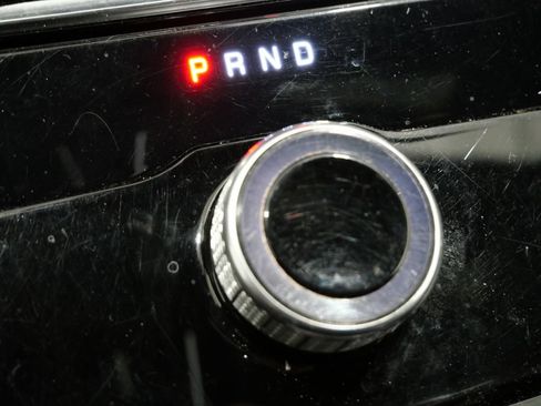 Used 2023 Jeep Grand Cherokee Altitude AWD/4WD image 23